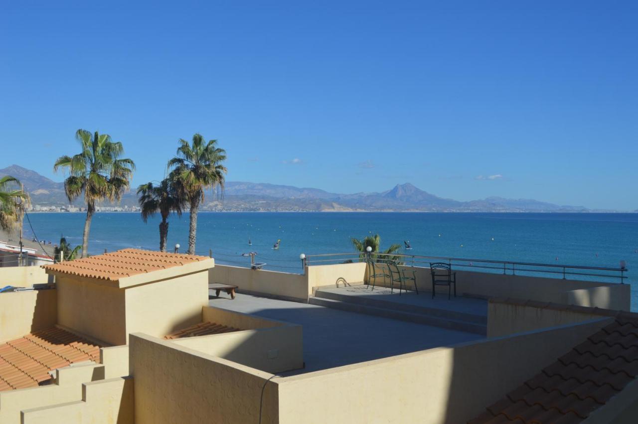 Maravilloso Apartamento Amanecer Cabo A Pie De Playa Y Mar En Chalet Roquetes Alicante Exteriör bild