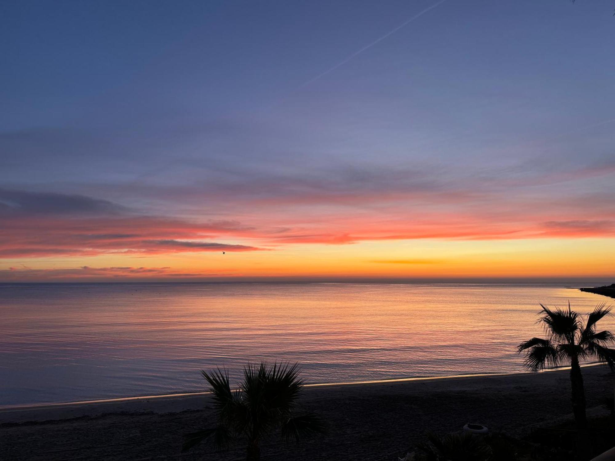 Maravilloso Apartamento Amanecer Cabo A Pie De Playa Y Mar En Chalet Roquetes Alicante Exteriör bild