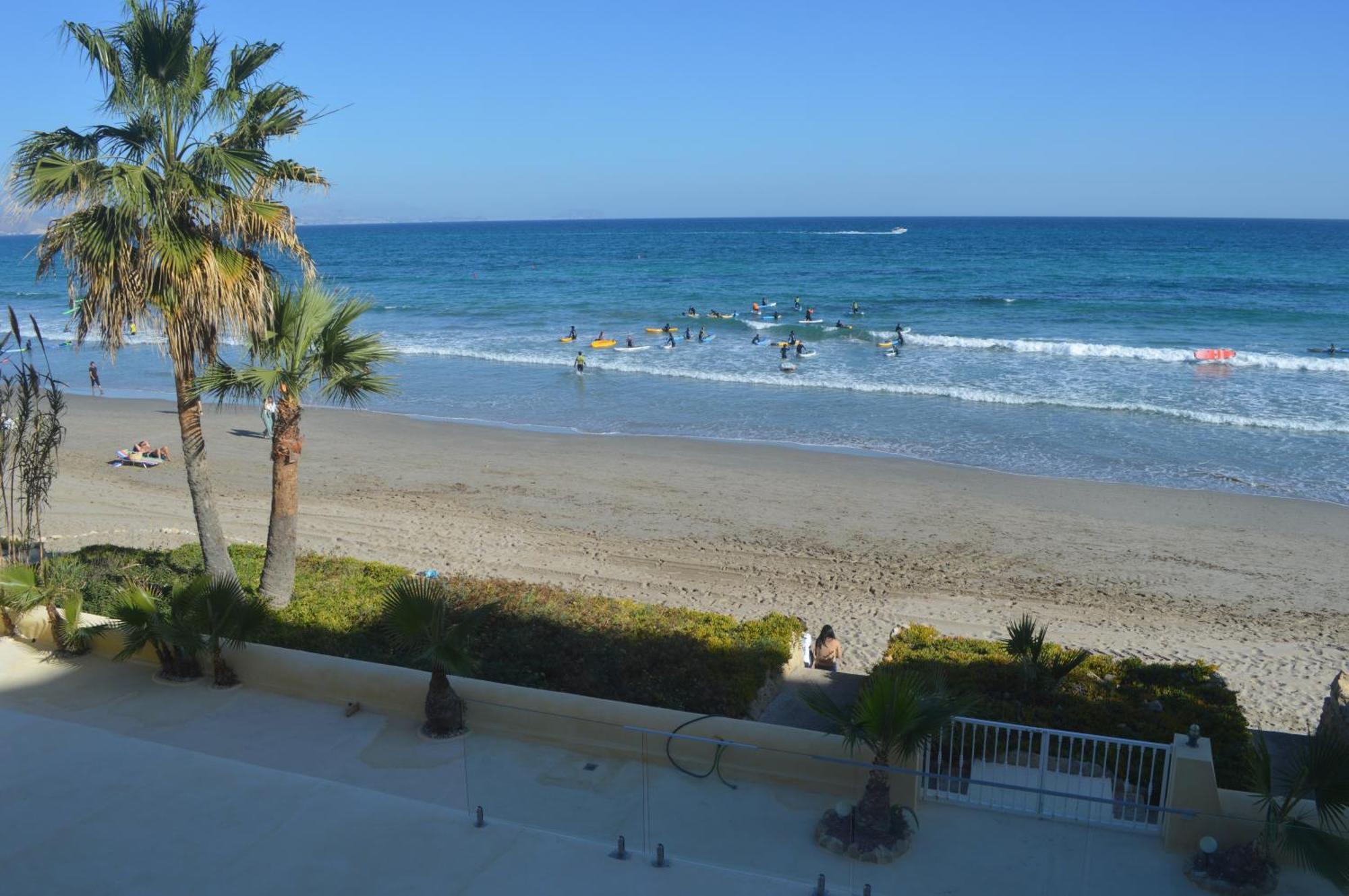 Maravilloso Apartamento Amanecer Cabo A Pie De Playa Y Mar En Chalet Roquetes Alicante Exteriör bild