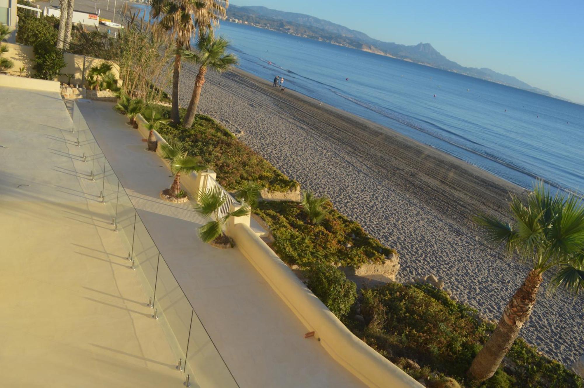 Maravilloso Apartamento Amanecer Cabo A Pie De Playa Y Mar En Chalet Roquetes Alicante Exteriör bild