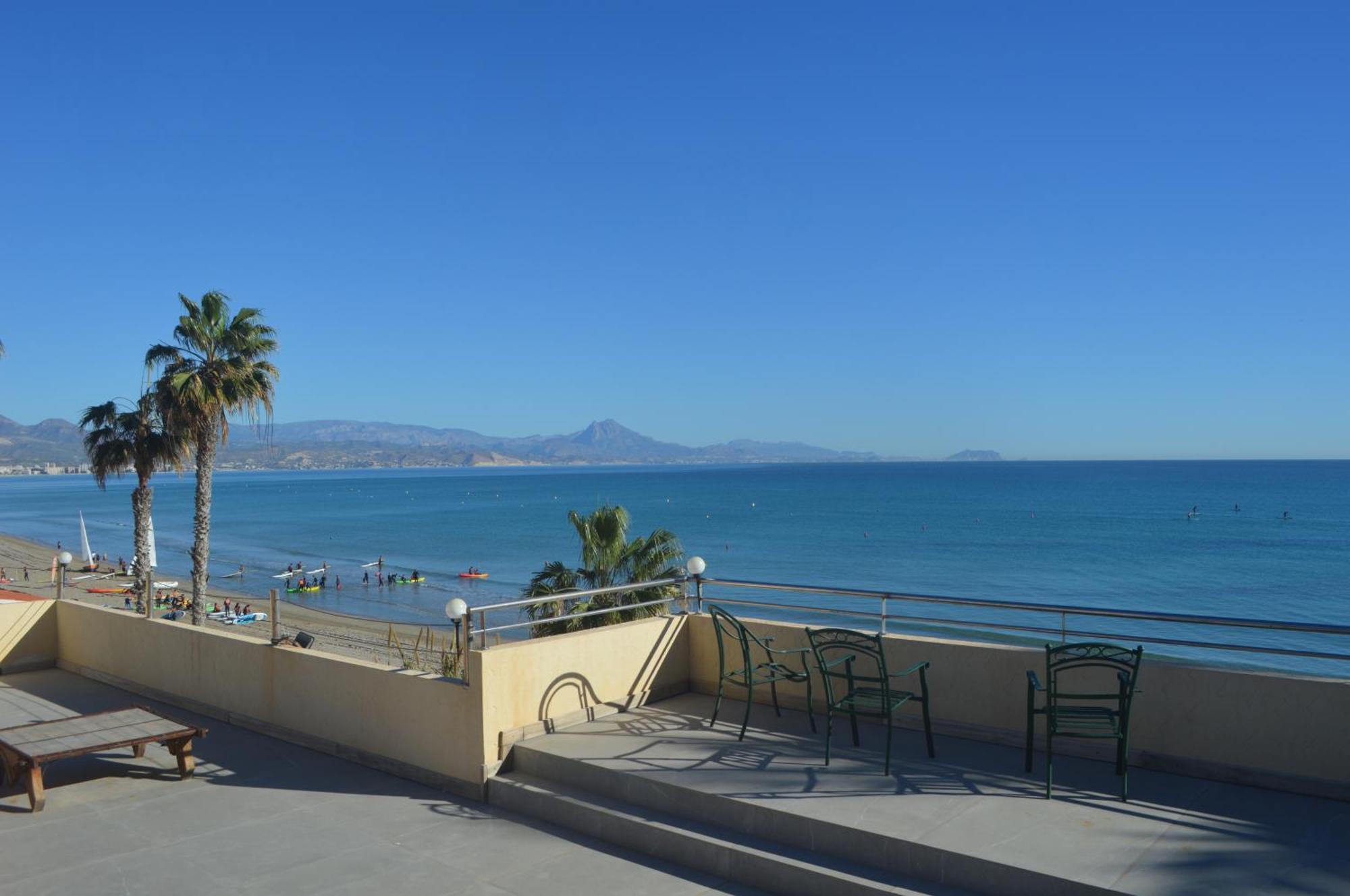 Maravilloso Apartamento Amanecer Cabo A Pie De Playa Y Mar En Chalet Roquetes Alicante Exteriör bild